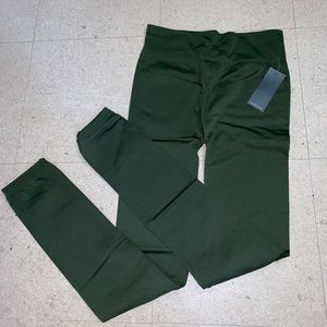 *sale* NWT Soft Fleece Legging - ARMY GREEN